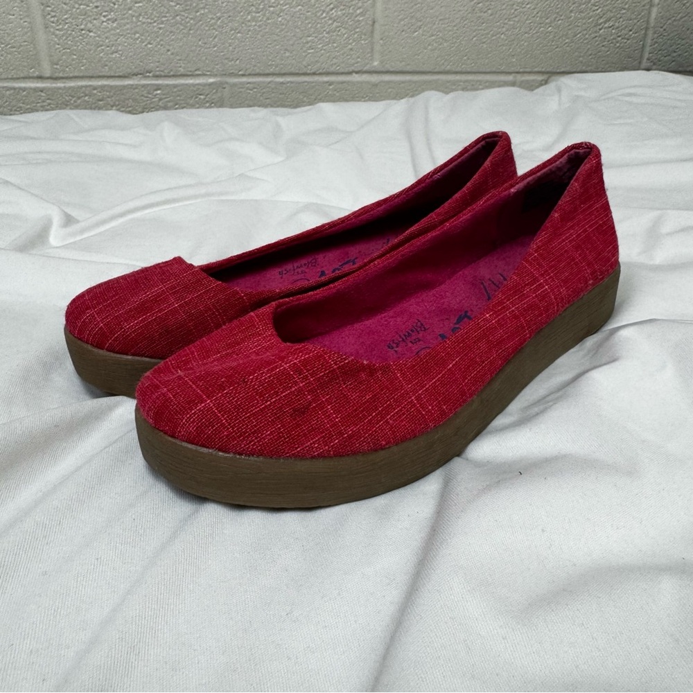 Blowfish Guppy Love Slip on Shoes. Pinkish Red in color.